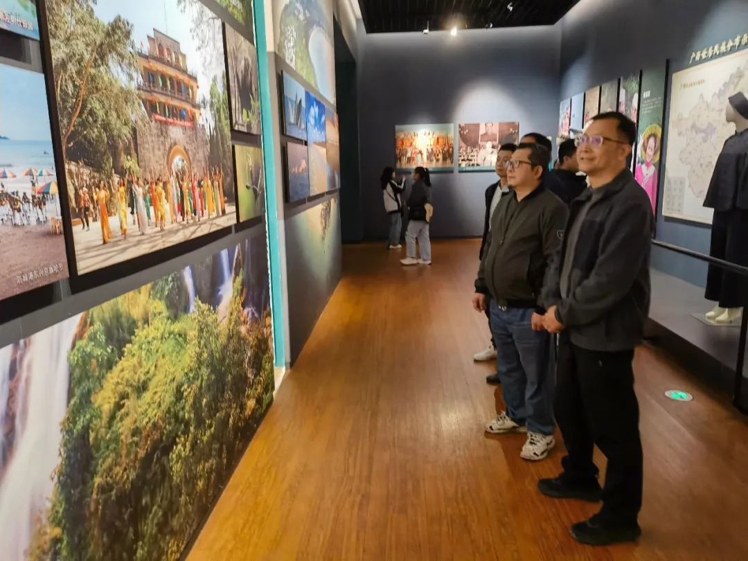 支部建設(shè) | 石化公司黨支部開(kāi)展“凝心聚力跟黨走 民族團(tuán)結(jié)一家親”主題活動(dòng)